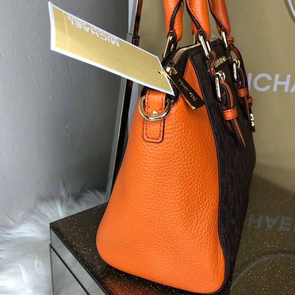 Michael Kors Bags Michael Kors Md Messenger Ciara Satchel Crossbody